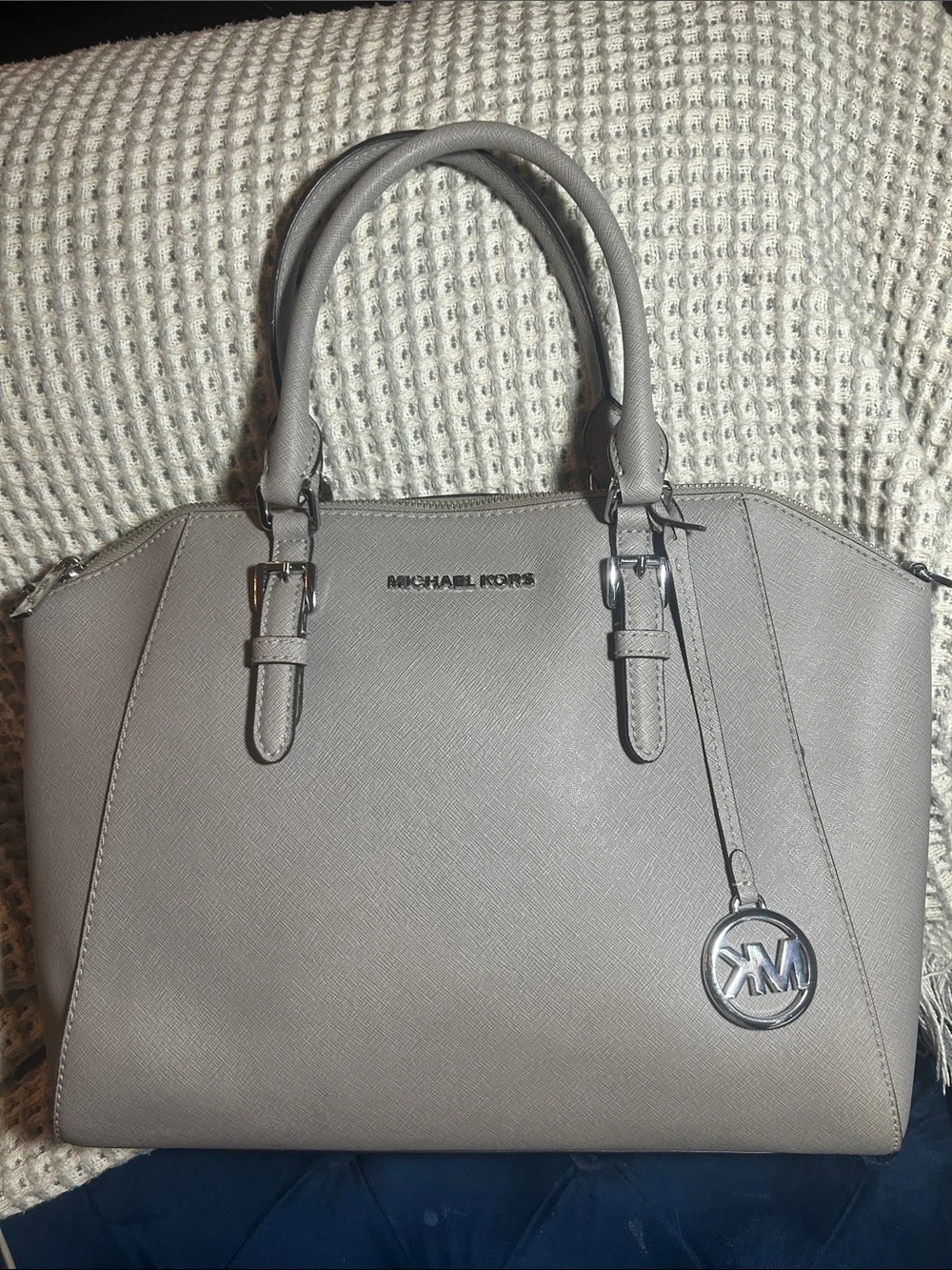 Like New Michael Kors Saffiano Leather Satchel in Light Grey